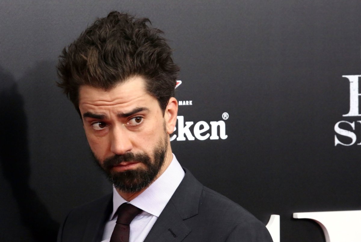 Hamish Linklater finds the fun with economic catastrophe