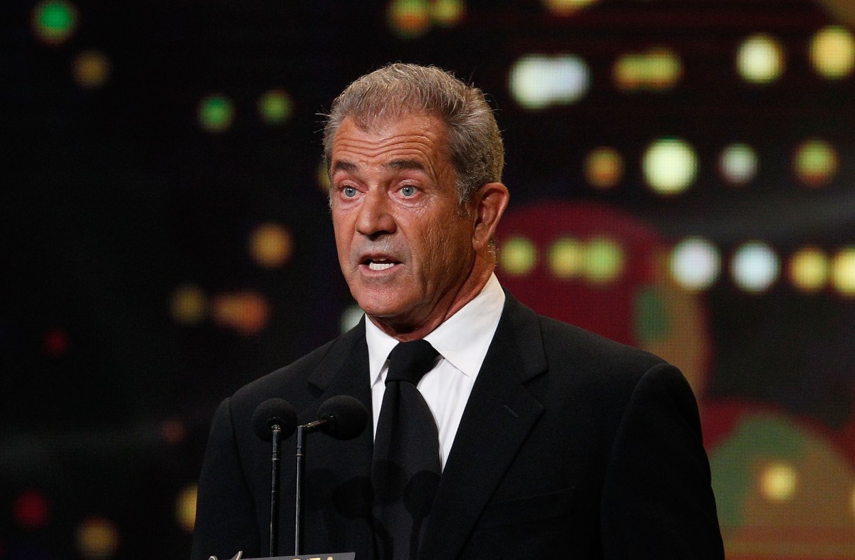 Here’s Mel Gibson stumbling around a Whole Foods being all incoherent
