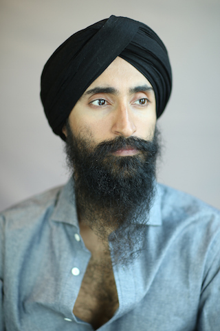 Sikh actor and model Waris Ahluwalia booted off plane because of turban ...