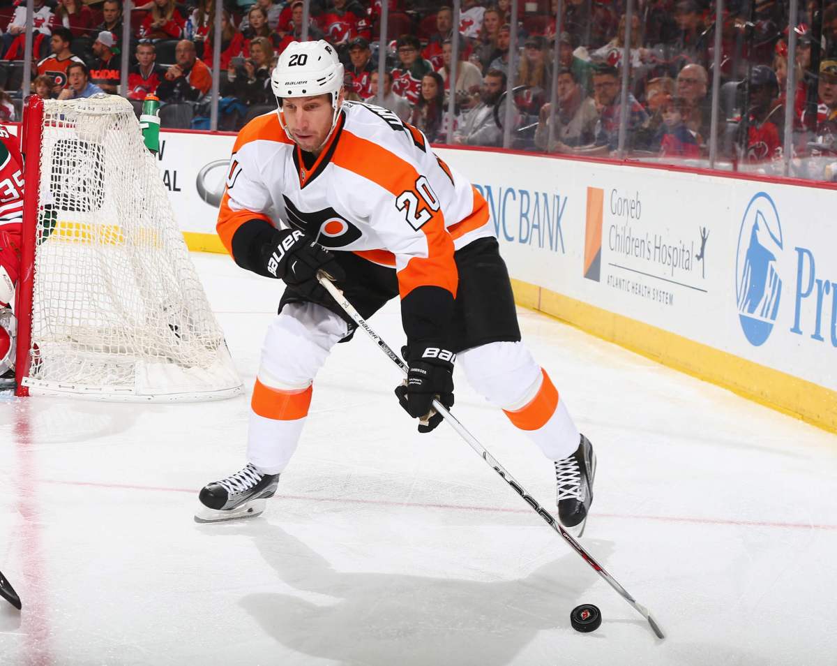 Flyers, Ron Hextall decide to cut ties with R.J. Umberger