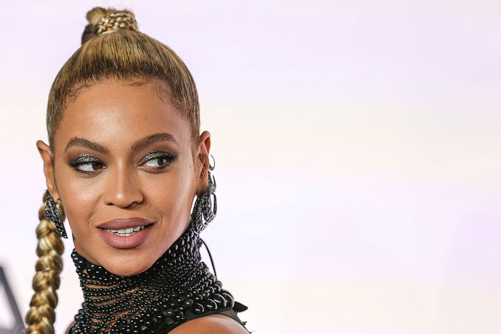 Will Beyonce make a play for country radio at tonight’s CMT Awards?