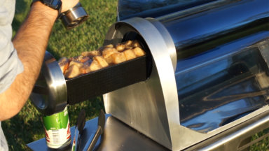 Portable stove can cook a meal in 10 minutes using sunlight