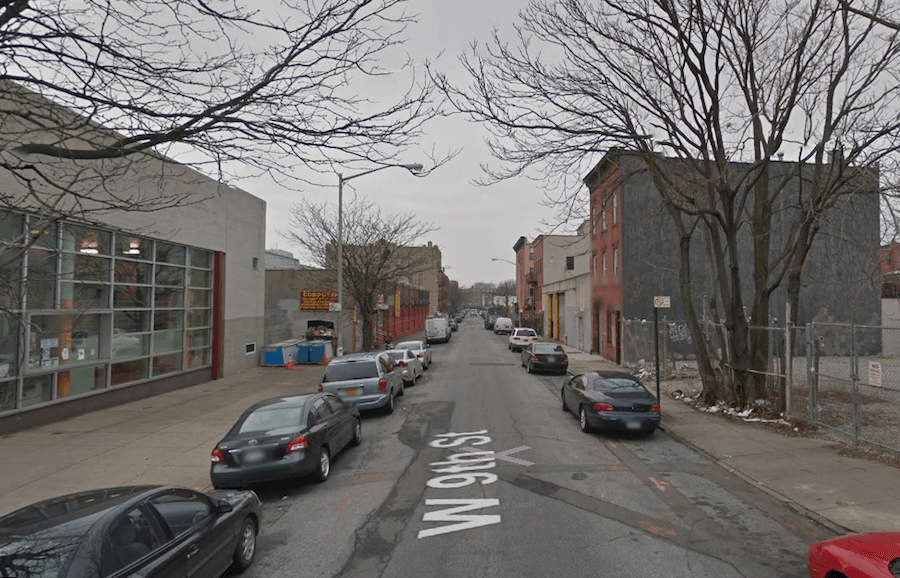 Woman with slashed throat found dead sitting on Brooklyn bench
