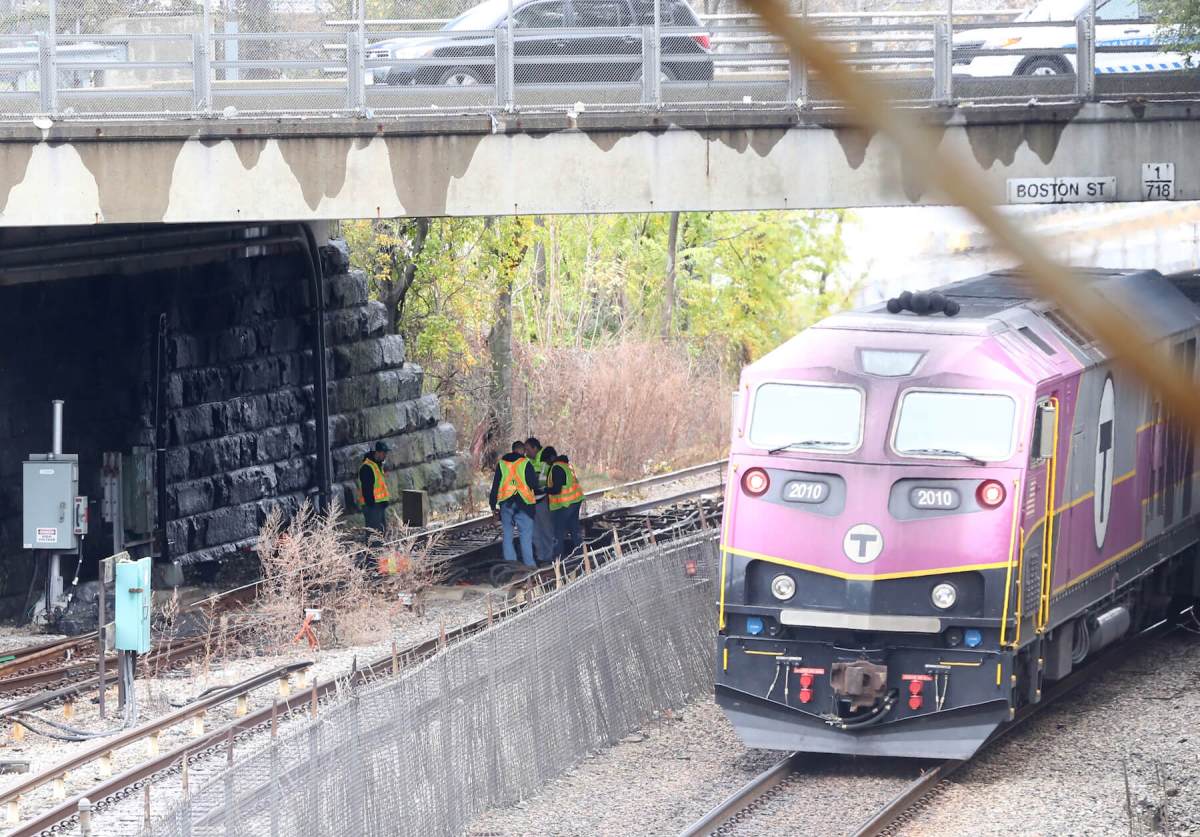 Cable fire caused delays on Red Line, commuter rail Sunday