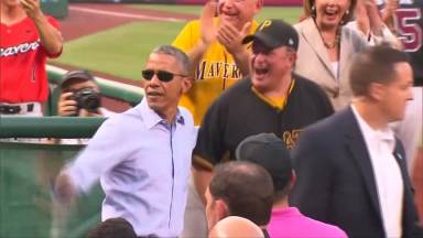 Obama drops in at congressional ball game on eve of trade vote