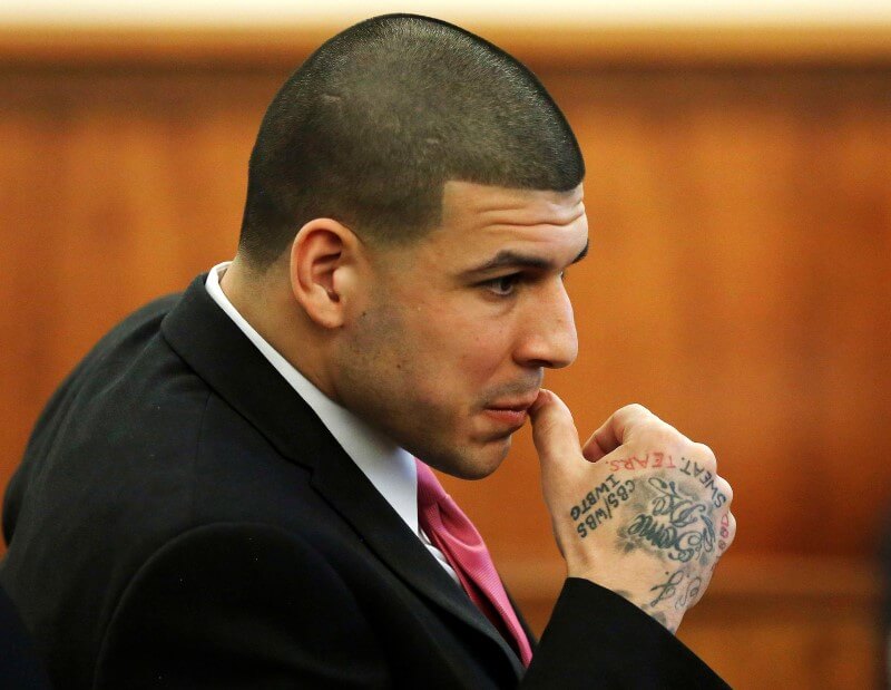 Judge denies bid to toss murder charge against ex-NFL star Hernandez