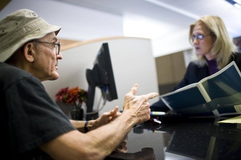 U.S. Labor Department unveils retirement brokers rule