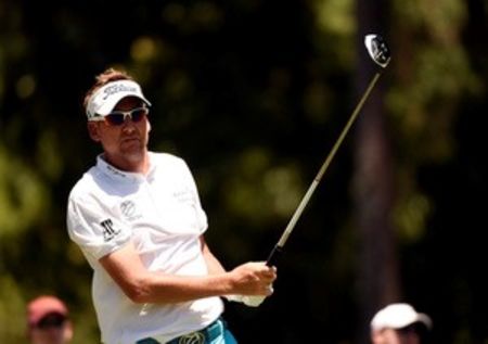 Lahiri in tie for Macao Open lead as Poulter drops back