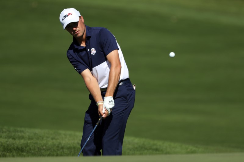 Nitties rides Sydney wind as Scott charges, Spieth falters