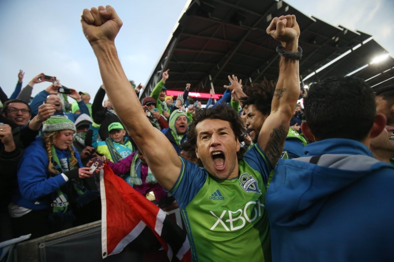 Toronto, Seattle hope drought ends with sip from MLS Cup