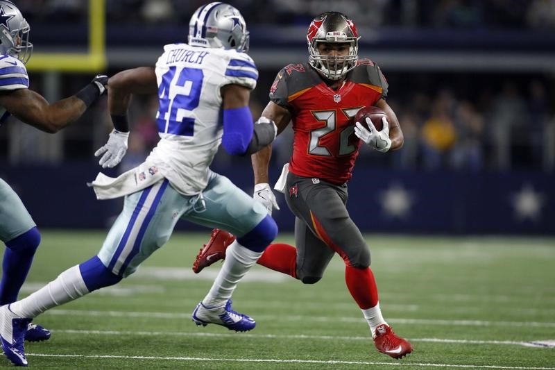 Bucs’ RB Martin suspended four games for doping violation