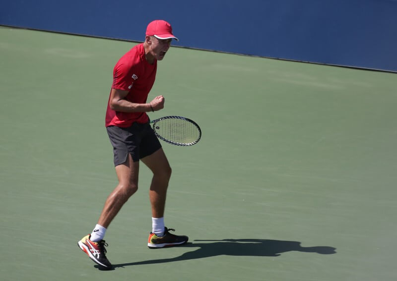 ATP roundup: de Minaur claims third title of season