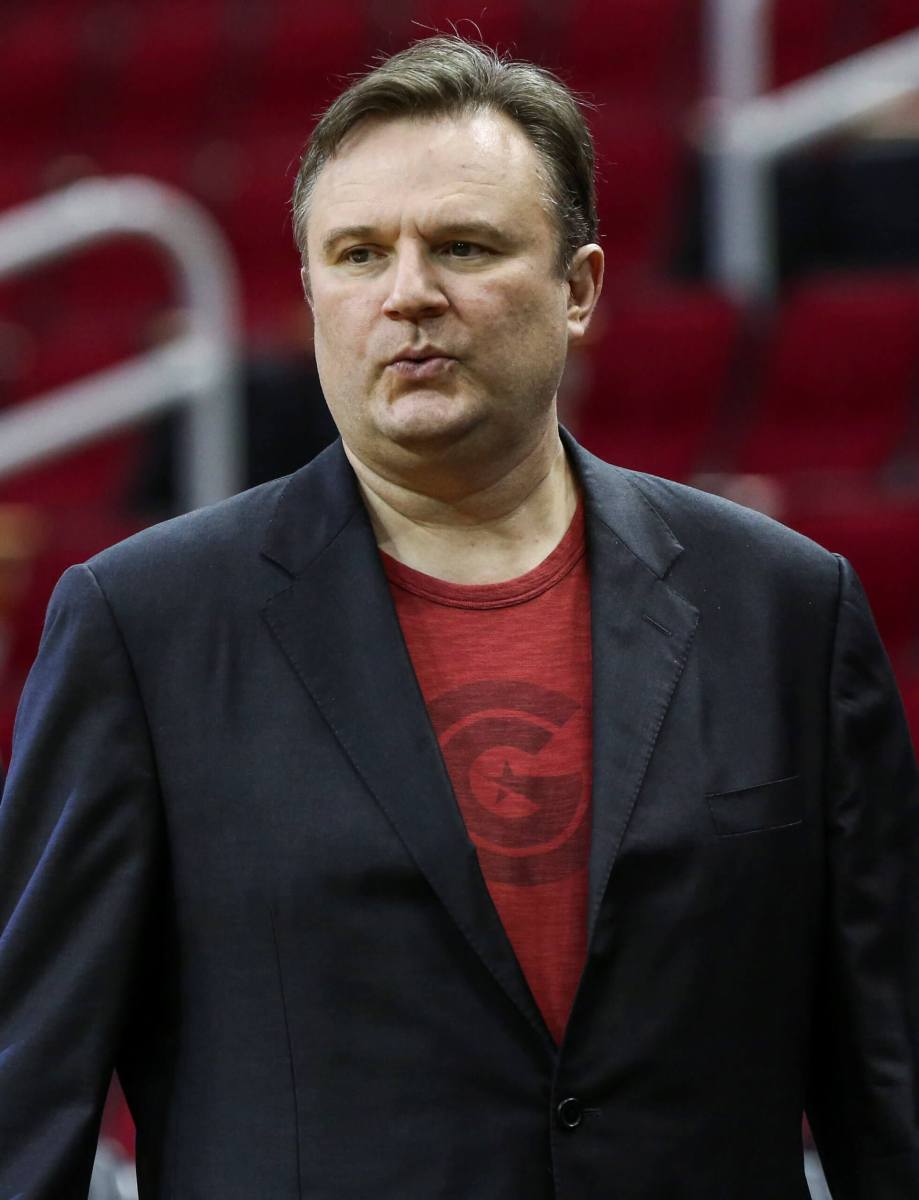 NBA Rockets general manager apologizes for Hong Kong protest tweet