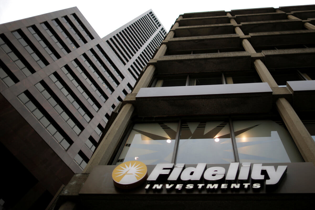 Fidelity criticizes money manager Fisher, who loses Philadelphia as client