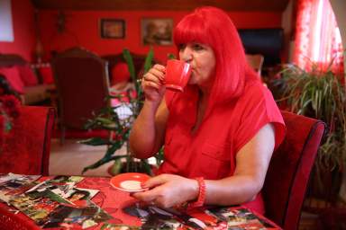 Bosnia’s lady in red plans for the afterlife