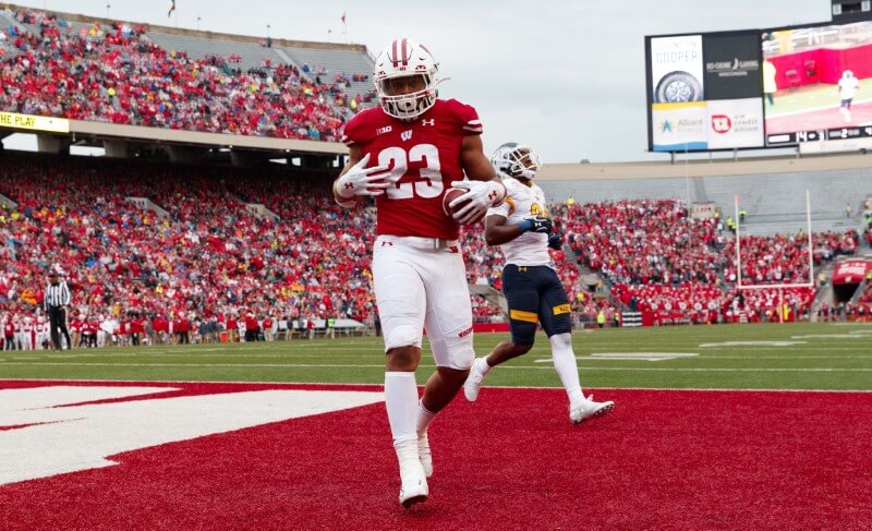 Wisconsin RB Taylor joins exclusive club vs. Illinois
