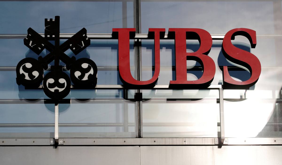 UBS cutting up to 30 banking jobs in Asia Pacific: source