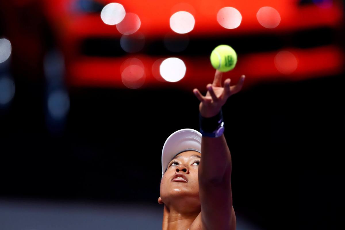 Osaka withdraws from WTA finals with shoulder injury