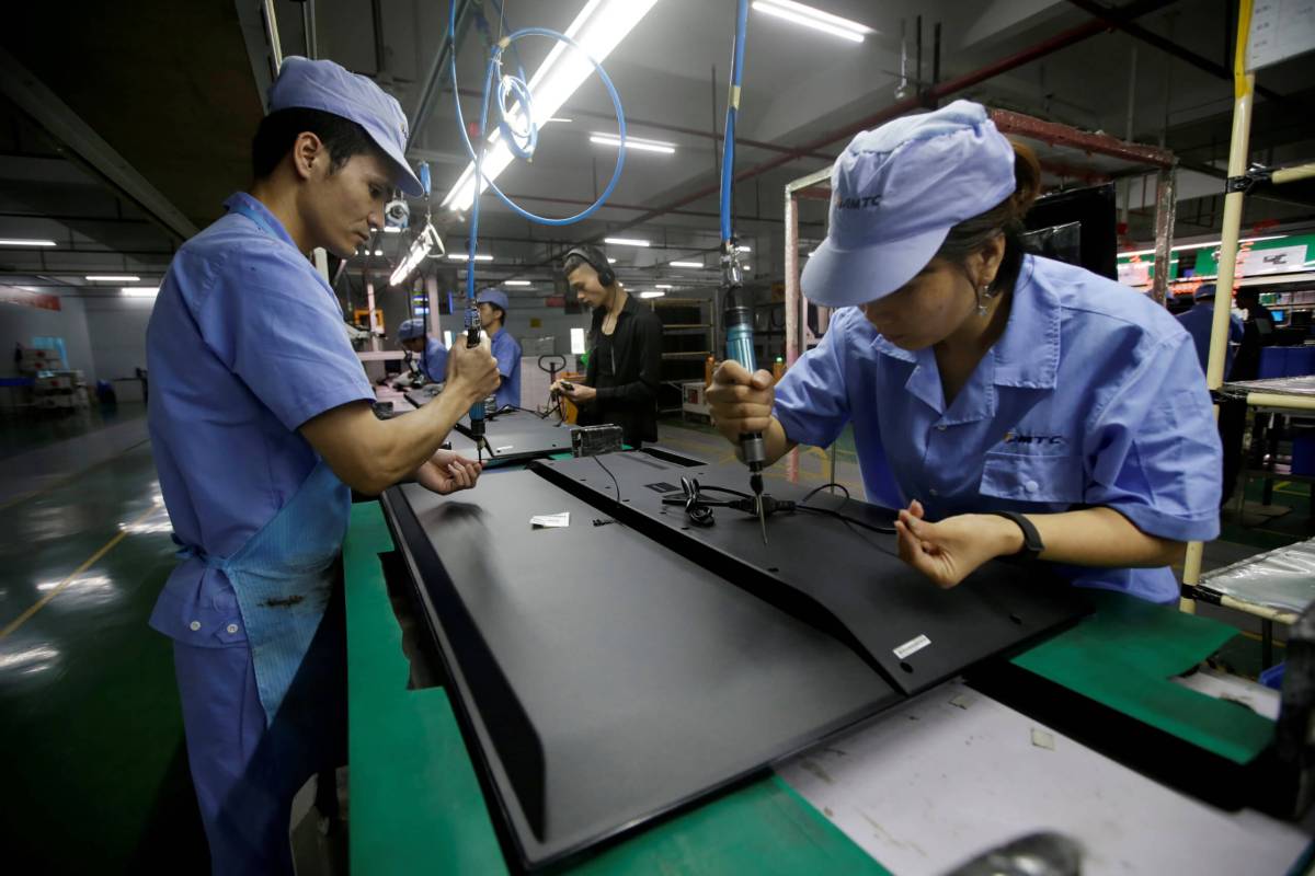 China’s main growth engines falter in October on trade frictions