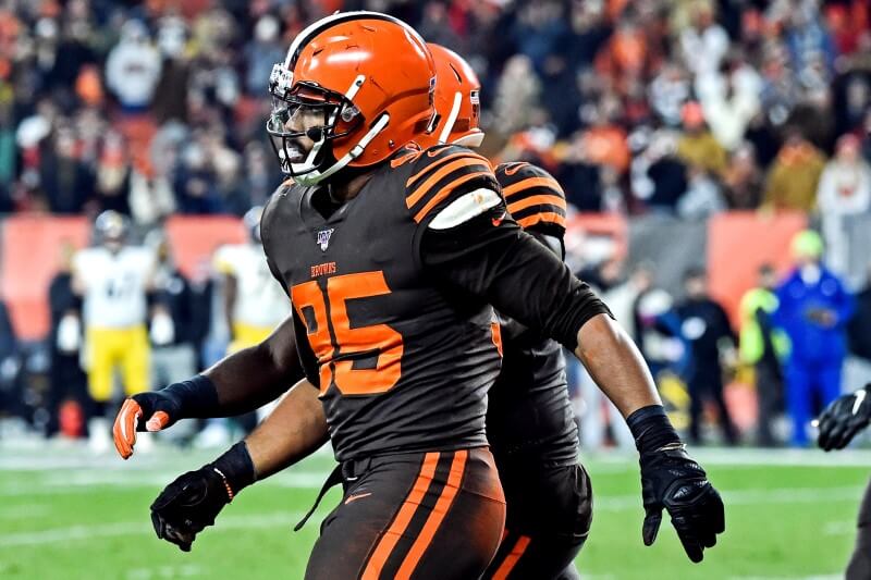 NFL upholds Browns DE Garrett’s suspension, ending season