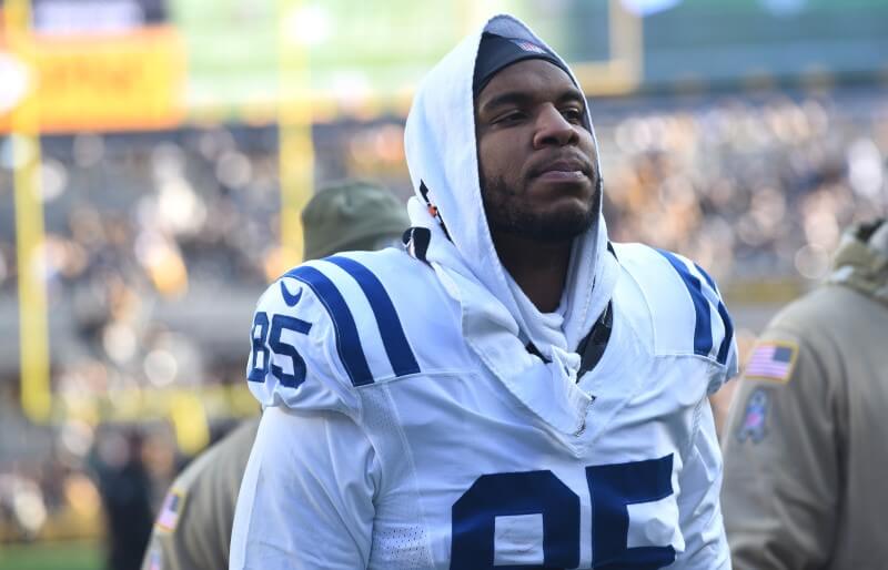 Reports: Colts to place TE Ebron (ankle) on IR