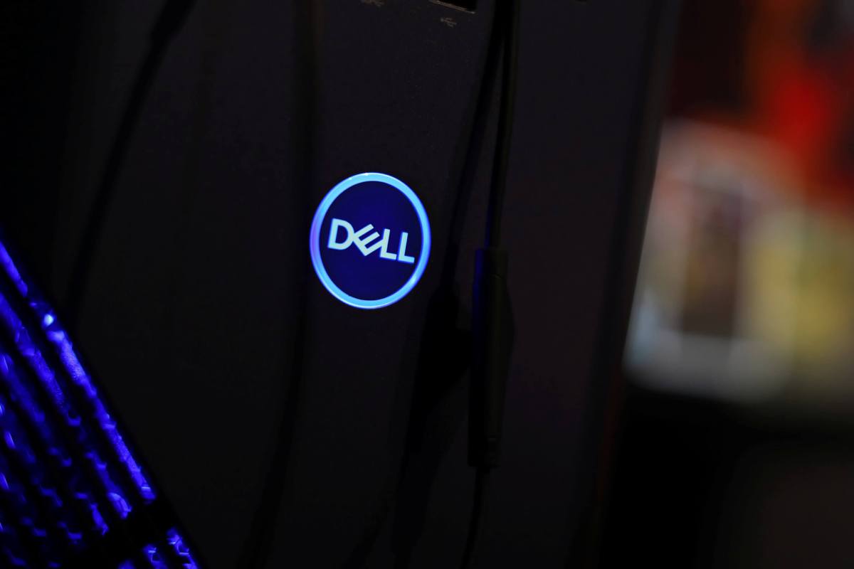 Dell cuts full-year revenue forecast on PC chip shortage