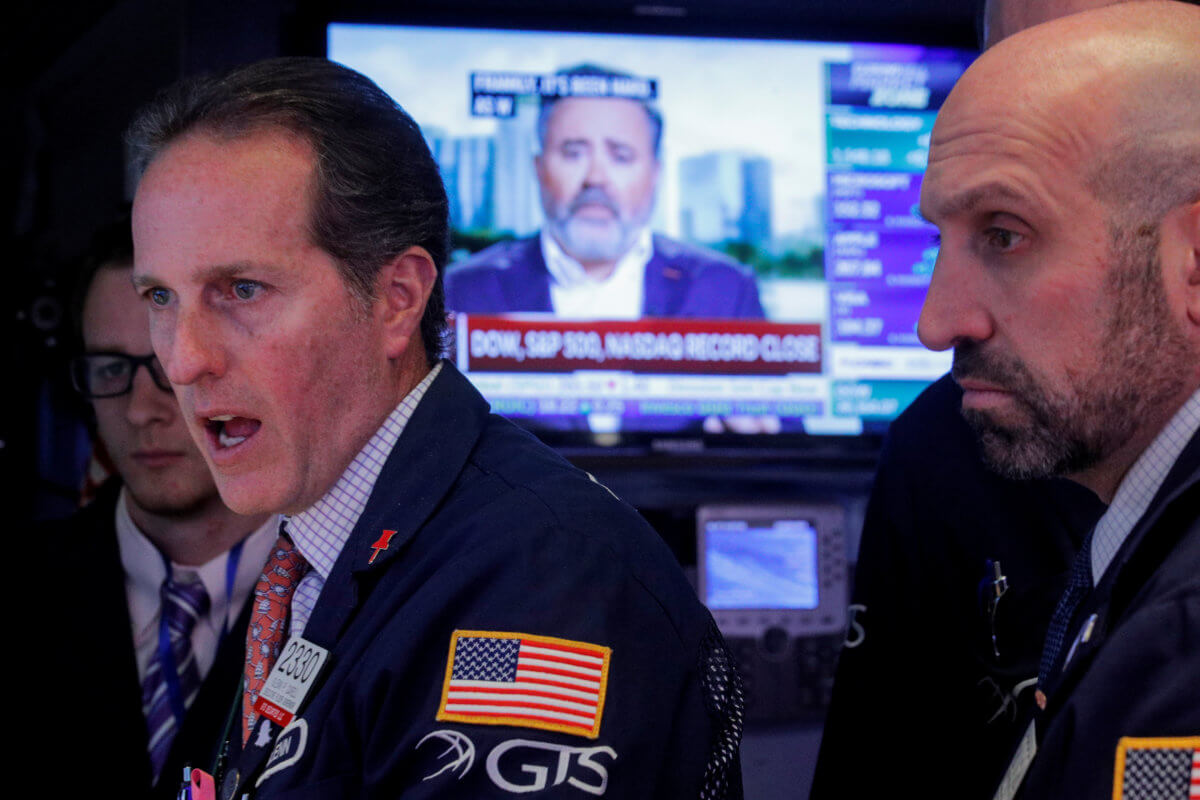 U.S. stocks retreat on economy and trade jitters