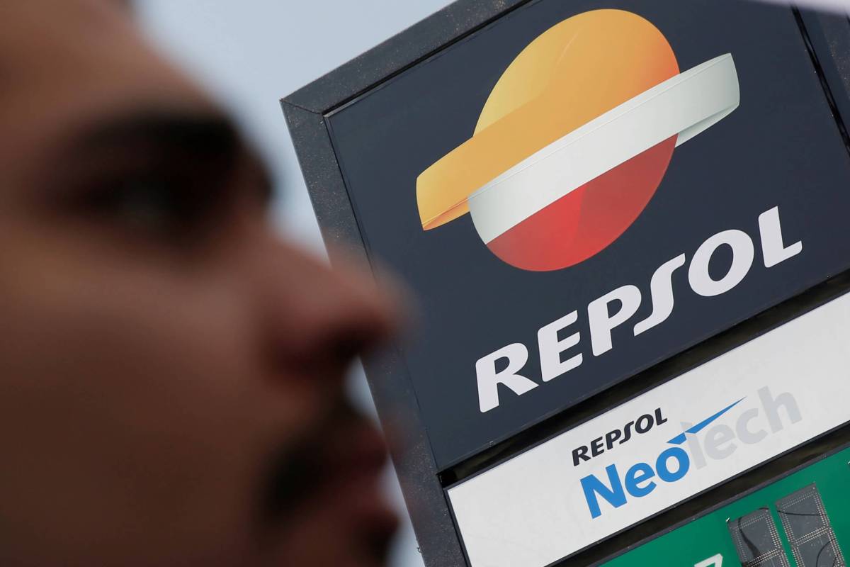 Investors urge Big Oil to follow ‘poster child’ Repsol’s climate pledge