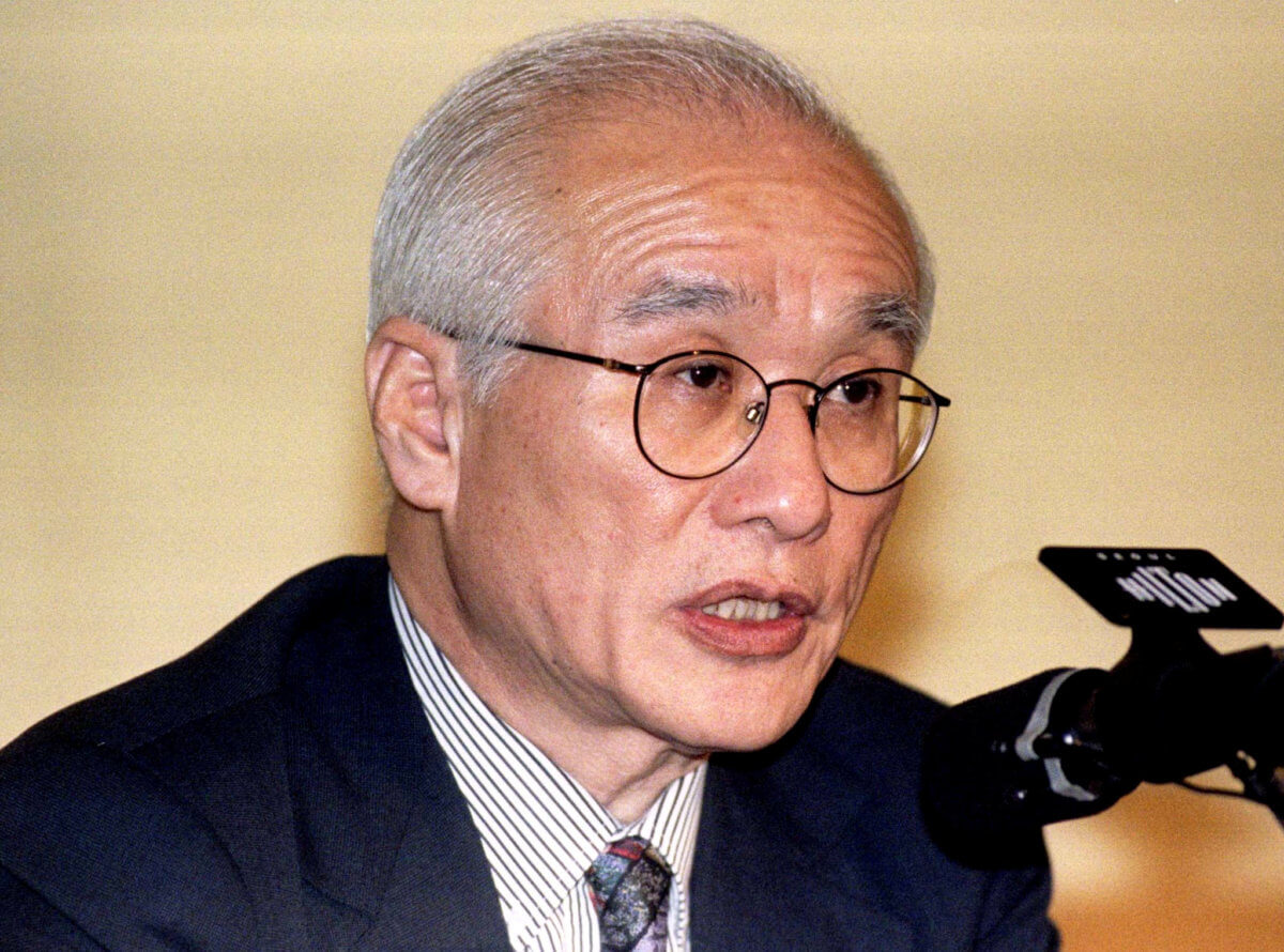 Founder of South Korea’s Daewoo, a symbol of its rise and fall, dies
