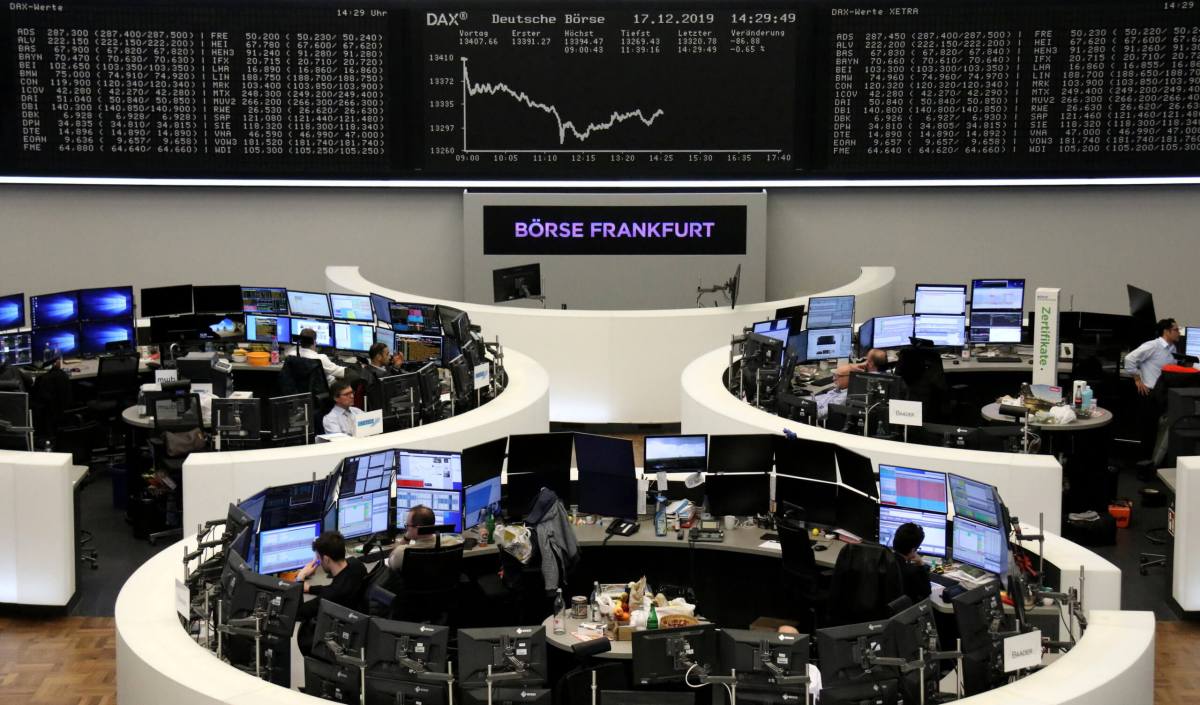 European shares recover, aided by Volvo, defensive buying