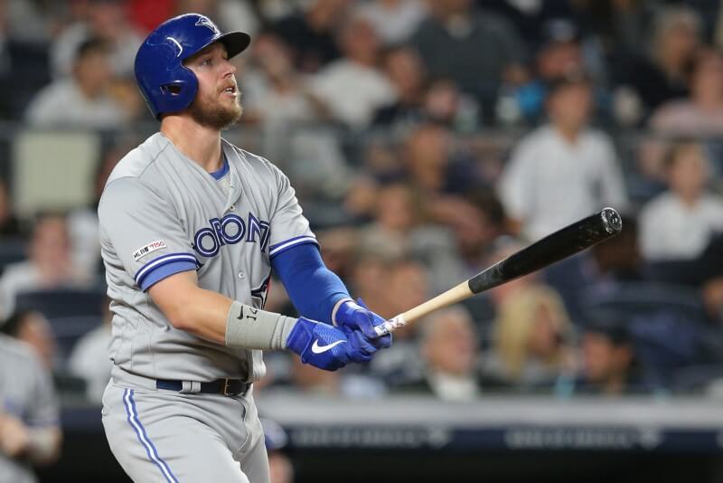 Brewers signing 1B Smoak to one-year, $5million deal