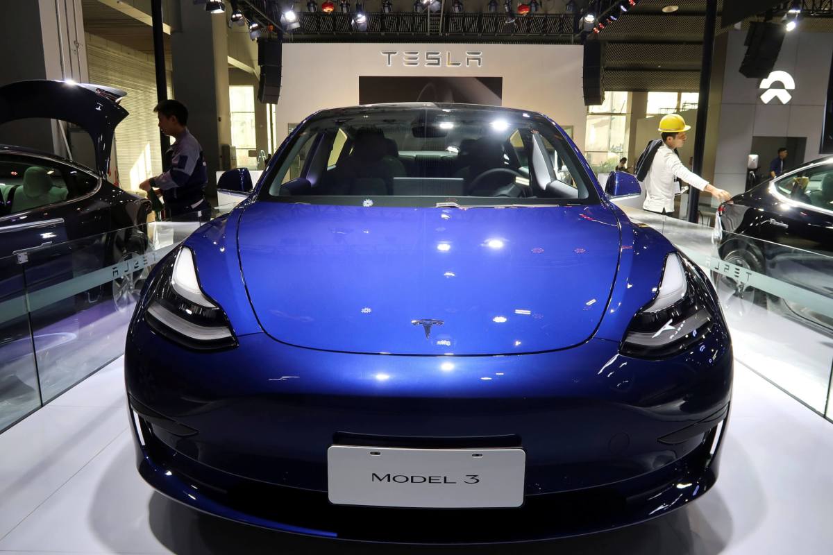 Tesla secures $1.29 billion loan from Chinese banks for Shanghai factory