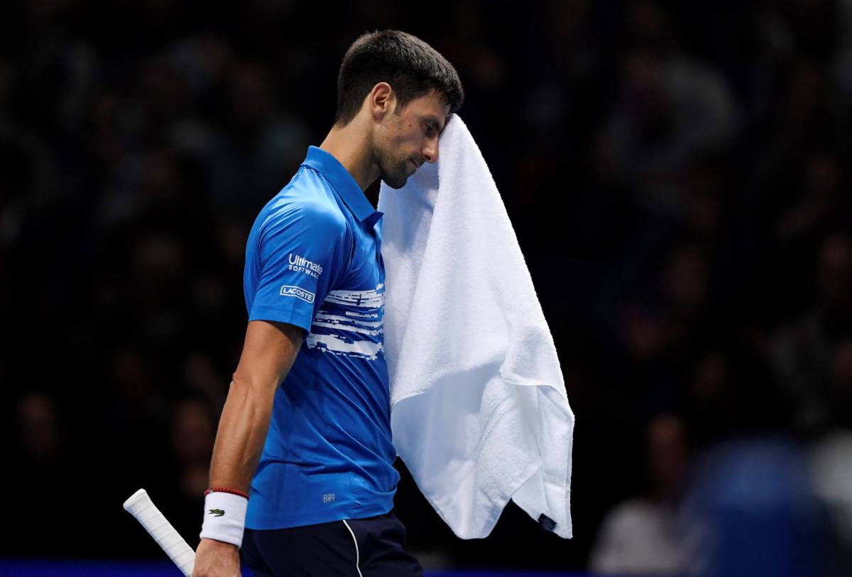 Djokovic concerned about smoke at Australian Open as bushfires continue to blaze
