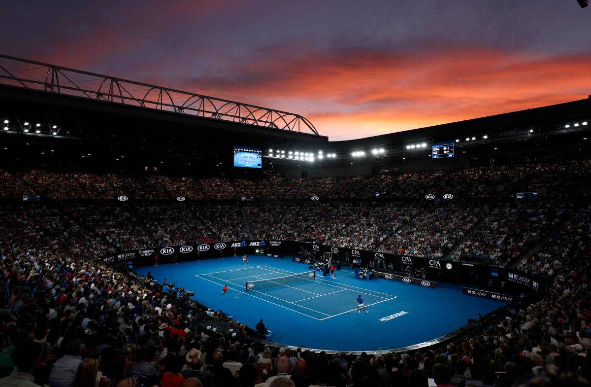 Australian Open matches to be confined to indoor courts if conditions turn hazardous
