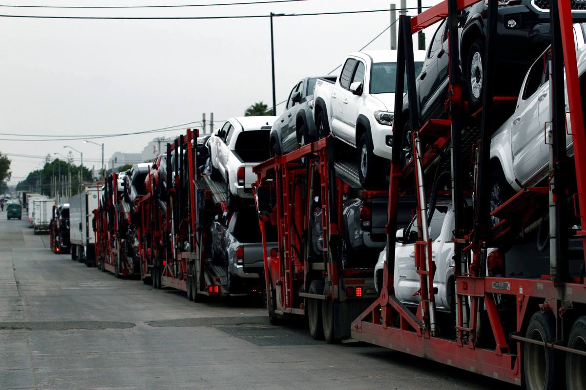 Mexico carmaking faces rough 2020 as exports post first drop in decade