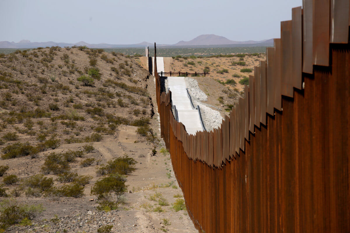 U.S. appeals court stays judge’s ruling blocking military funds for border wall