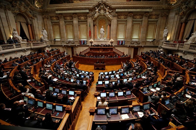 Portugal parliament approves surplus-aimed budget bill in first reading