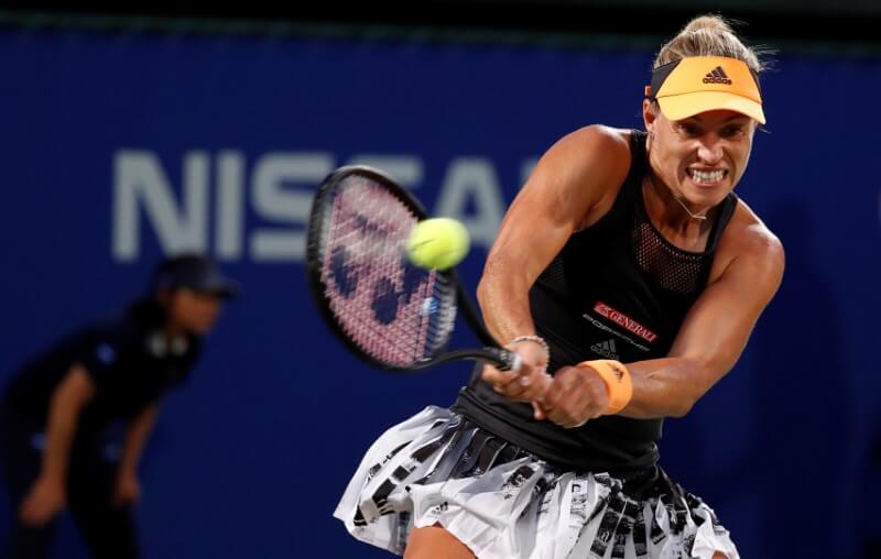 Kerber makes strong start at Australian Open warmup in Adelaide