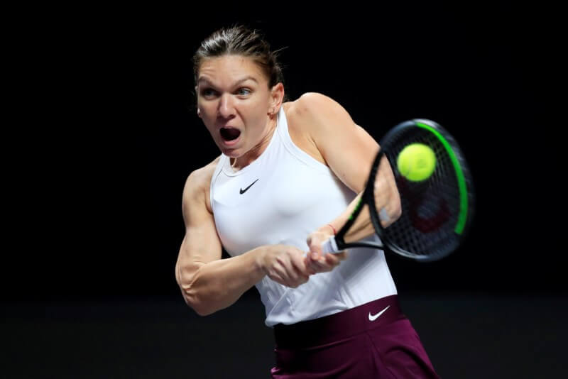 With Cahill back in her corner, Halep chases Melbourne glory