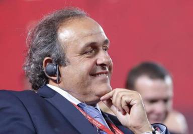 Platini announces FIFA presidency bid