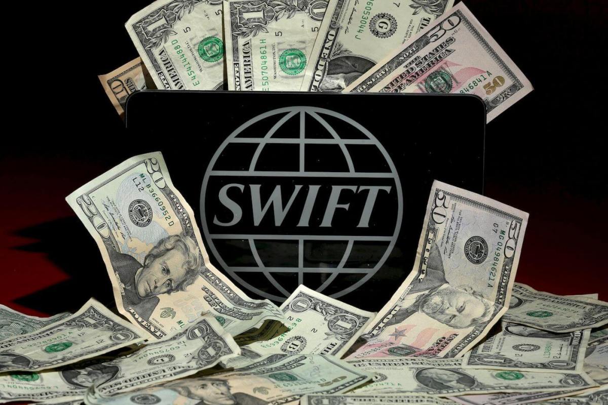 SWIFT CEO fights to restore faith in bank messaging system