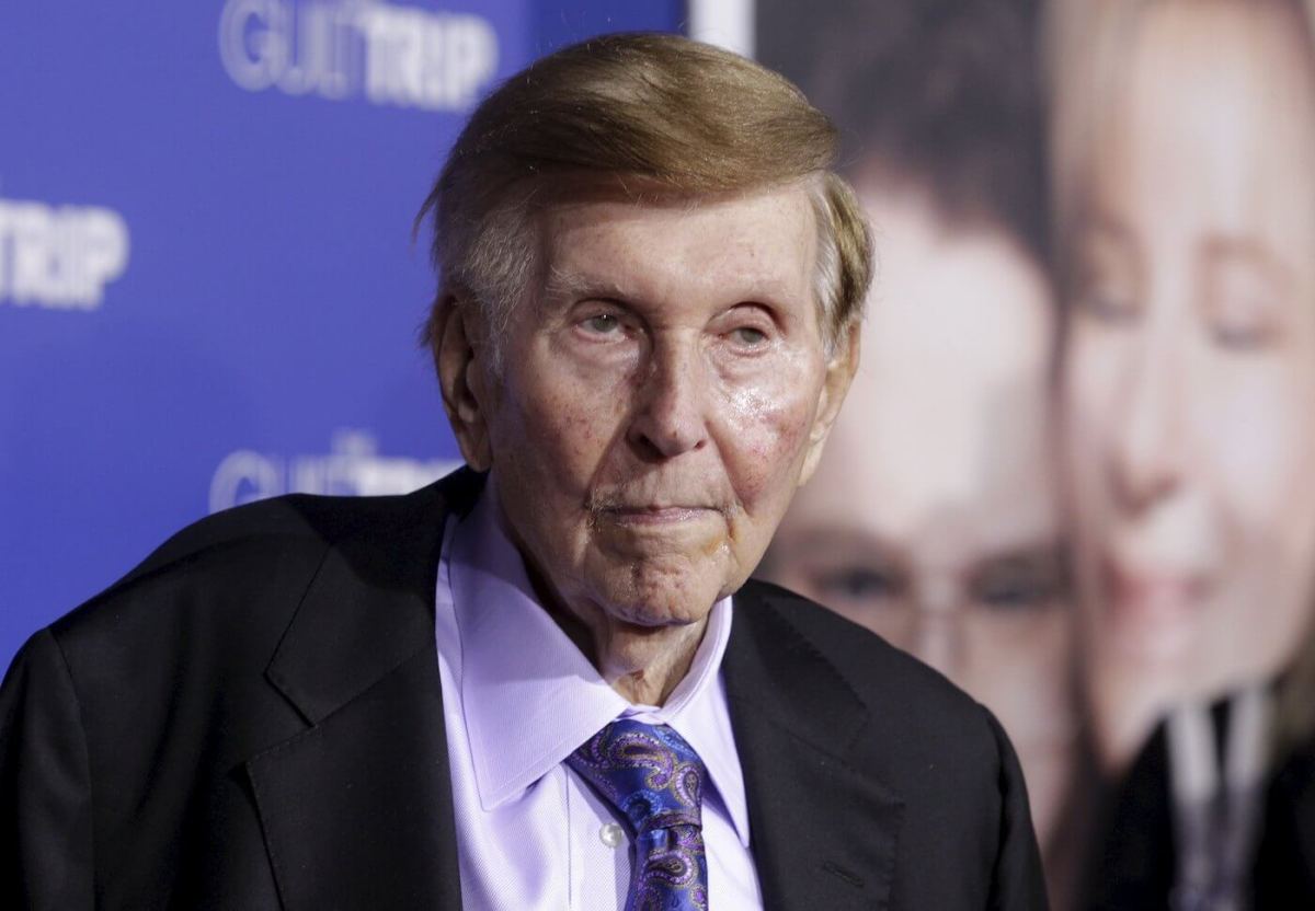 Sumner Redstone has capacity to make trust decisions, says doctor