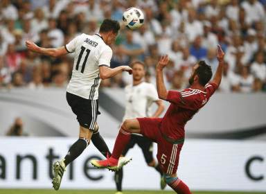 Germany finally keep clean sheet in win over Hungary