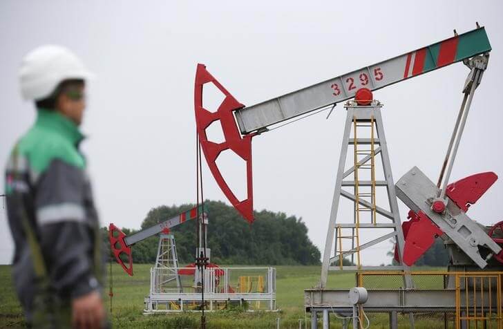 Oil down 3 percent as U.S. drillers add rigs, strong dollar weighs