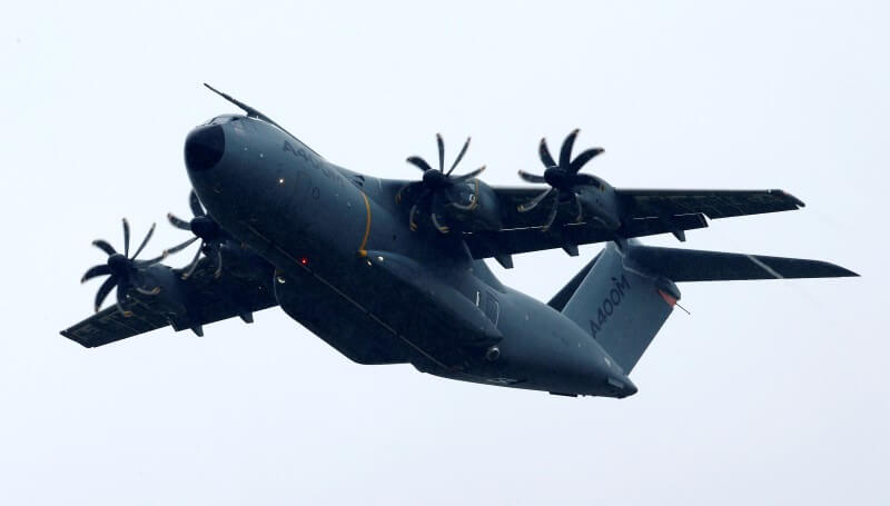 Airbus under new pressure over A400M as deliveries slip