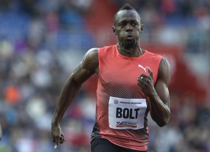 Bolt stumbles to victory in 9.88 seconds