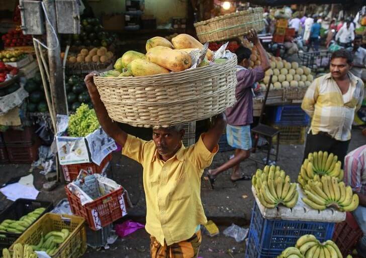 Rising food, fuel prices seen pushing up India inflation in May