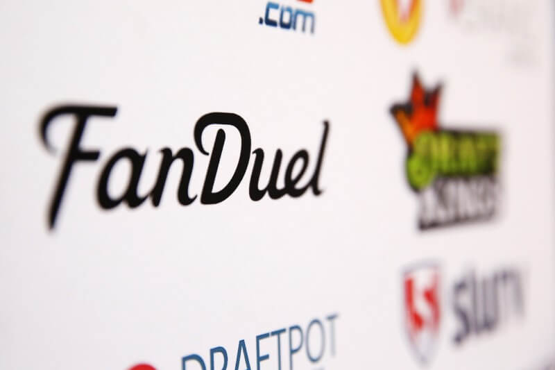 Daily fantasy sports firms FanDuel, DraftKings in merger talks: sources
