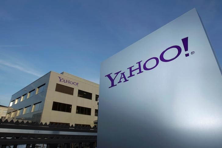 Yahoo Mail could get boost if bought by mobile firm