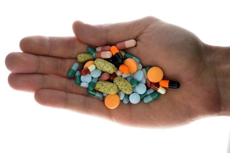 Senators introduce bill aimed at getting generic drugs to market